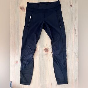 Lululemon leggings size 6